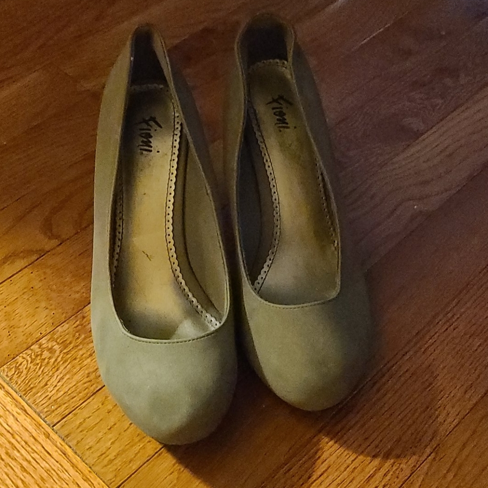 Shoes